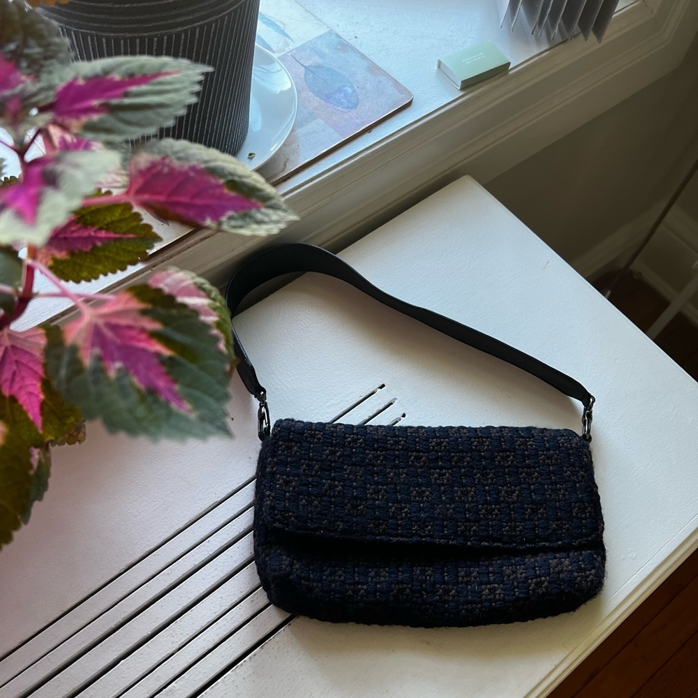 Maria La Rosa Elegant Black Tweed Shoulder Bag